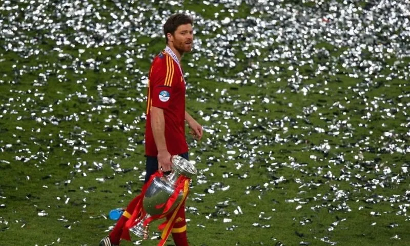 Phân tích phong cách thi đấu của Xabi Alonso Spain